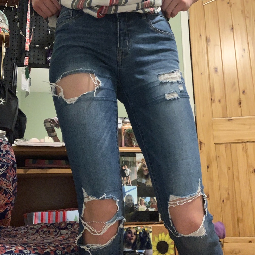 Refuge blue ripped jeans